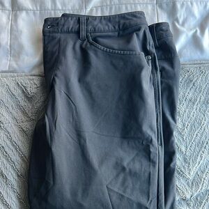 Lululemon pants - Size 34